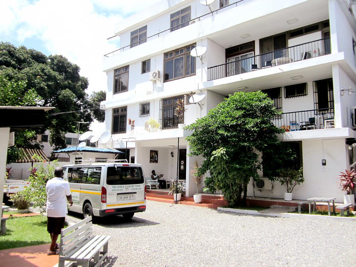 Kwasi Affum Apartments Άκρα Εξωτερικό φωτογραφία